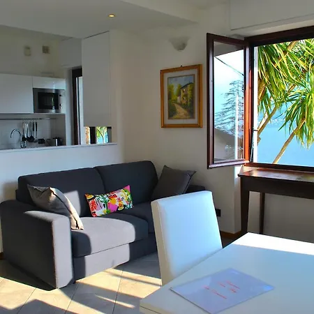The Palm With Garden Apartment